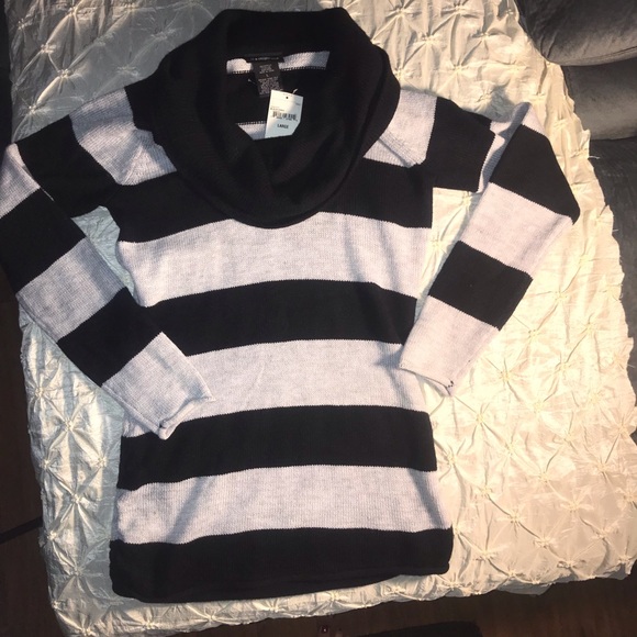 It’s our time - Block stripe cowl sweater - Picture 3 of 7